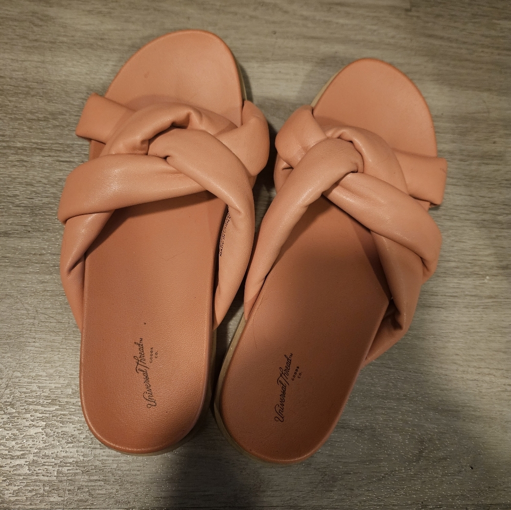 Universal Thread Braided Sandals Size 9